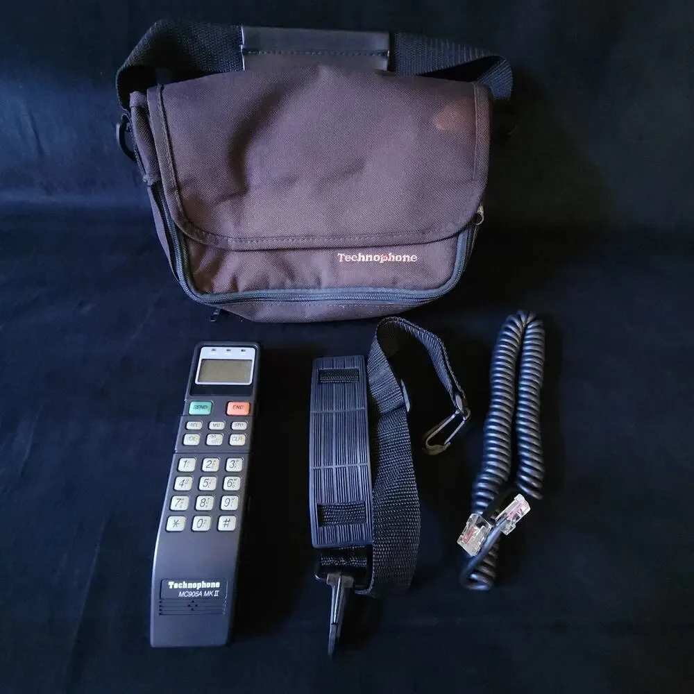 Vintage Technophone MC905A MK II Mobile Telephone Car Phone w/ Carry Case